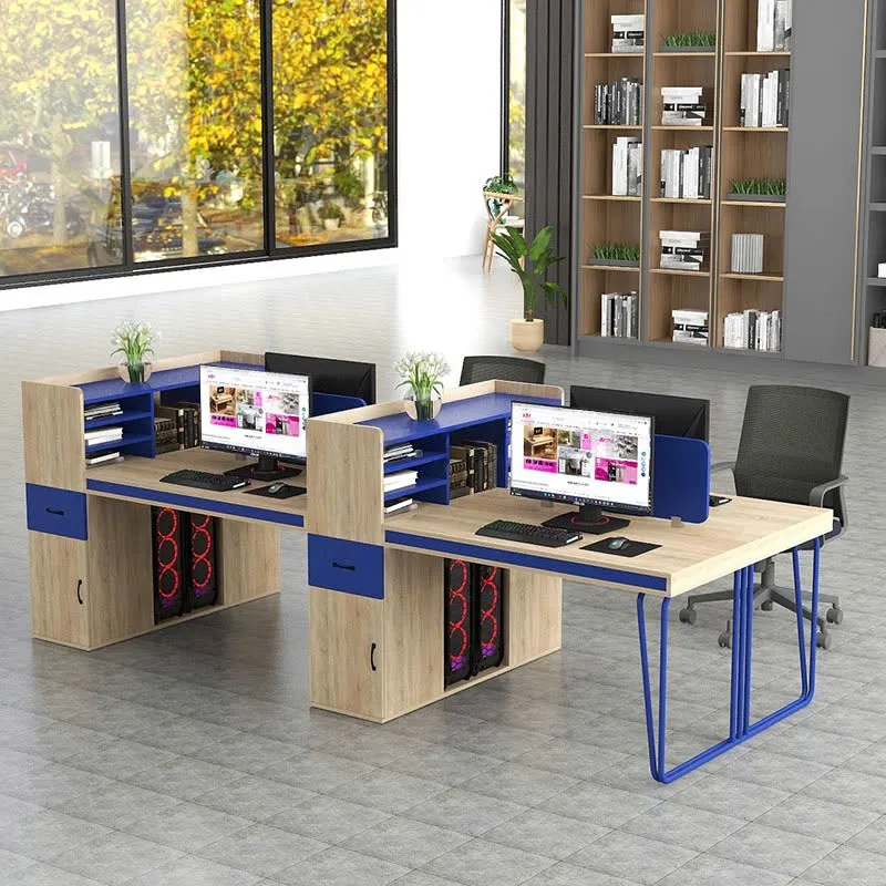 Cụm Bàn Làm Việc 4 Người Phối Màu Độc Lạ Cho Văn Phòng Trẻ