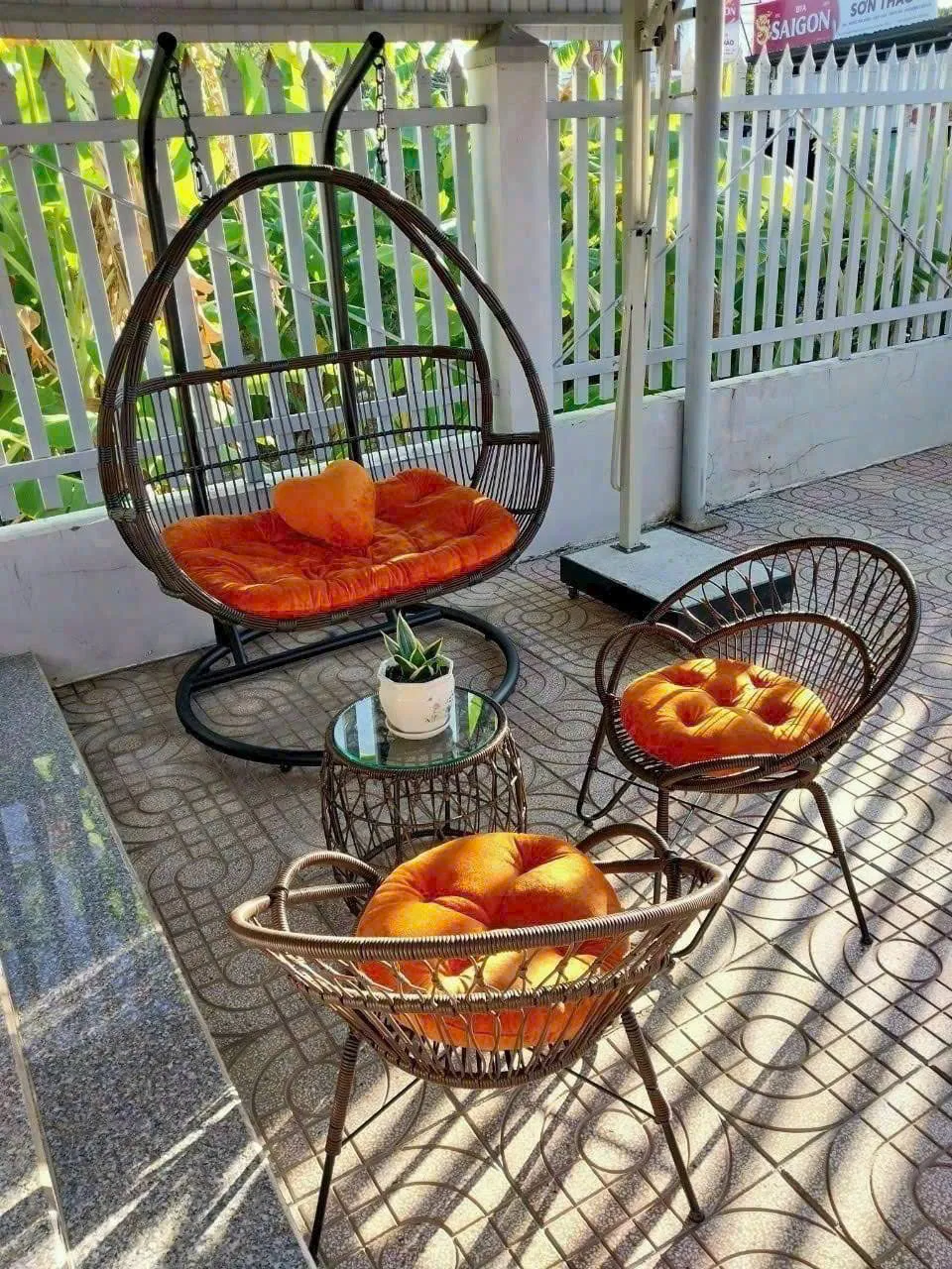 Bộ Bàn Ghế Xích Đu Mây Nhựa Thiết Kế Đơn Giản Sang Trọng Cho Sân Vườn - SV83