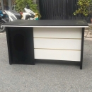 Bàn Giám Đốc Sọc Chỉ Ngang Hiện Đại - BGĐ72
