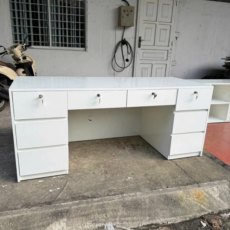 Bàn Làm Việc Gỗ Thiết Kế Hiện Đại Nhiều Ngăn Kéo Tiện Lợi - BG85