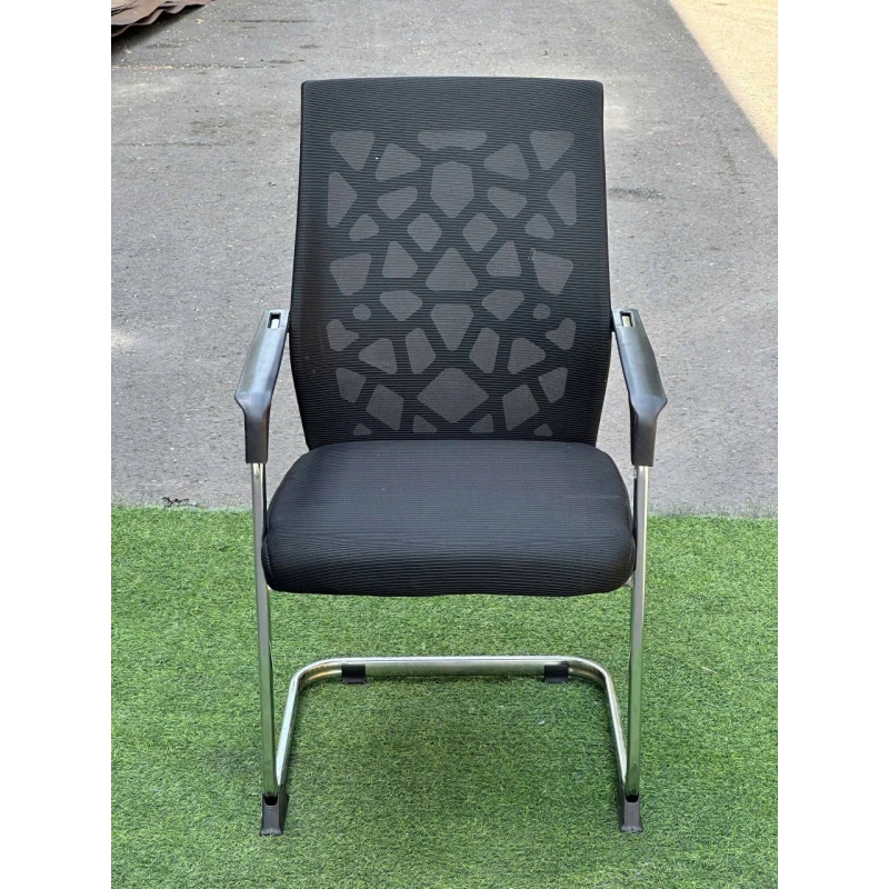 Ghế Phòng Họp Chân Quỳ Tựa Thoáng Khí - GQ36