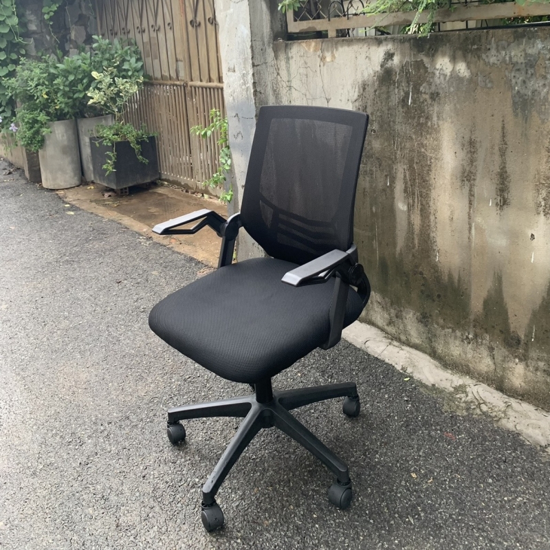 Ghế Xoay Văn Phòng Tay Gập Màu Đen - GX13