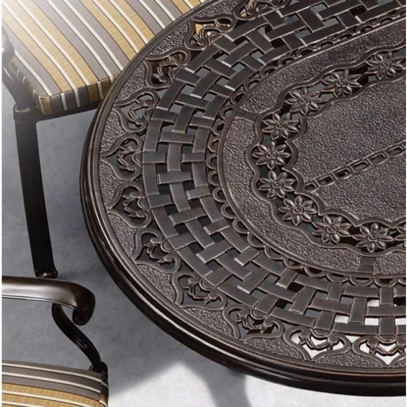 Bàn Sân Vườn Nhôm Đúc Oval Sang Trọng - SV53