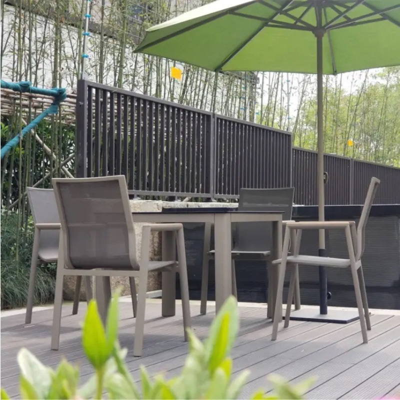 Bộ Bàn Ghế Sân Vườn 4 Ghế Có Tay Tiện Lợi - SV59