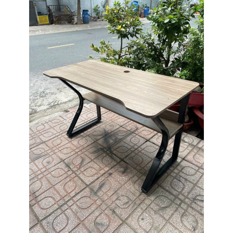 Bàn Văn Phòng Gaming Chân K Uốn Có Kệ - BLV102