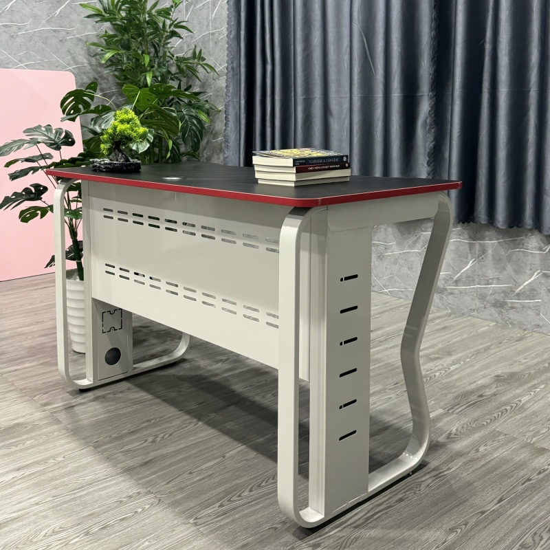 Bàn Văn Phòng Có Yếm Chân Uốn Nhập Khẩu - BLV120