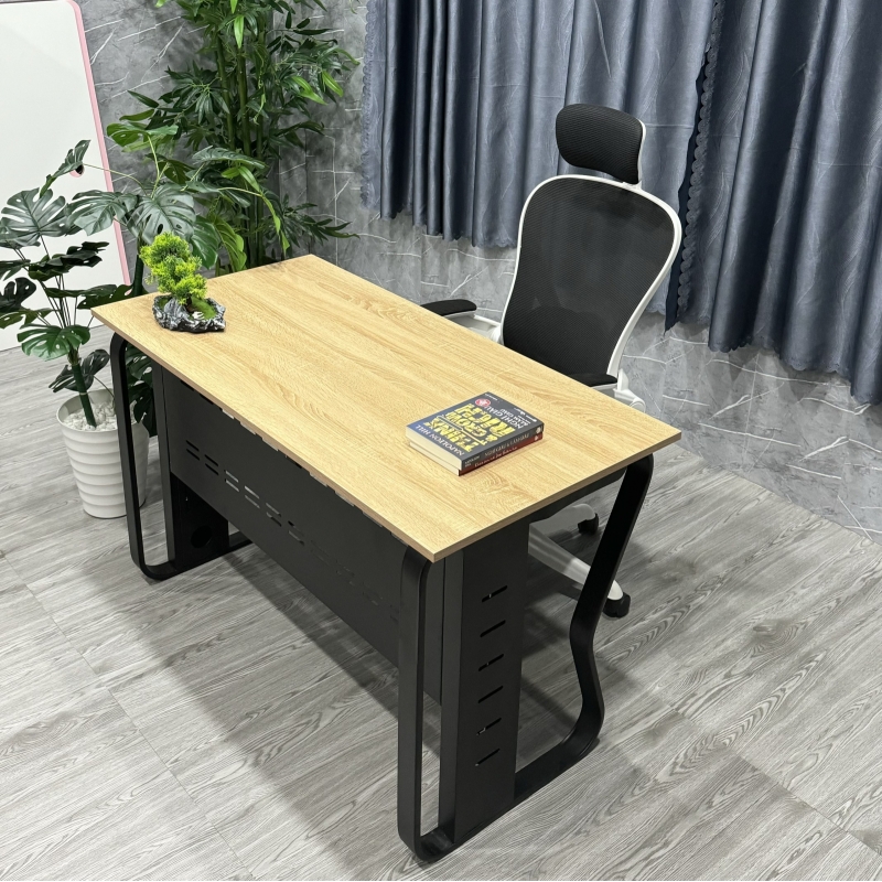 Bàn Văn Phòng Chân Atlas Mặt Góc Cạnh - BLV119