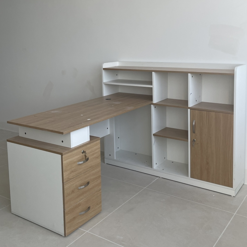 Bàn Giám Đốc Góc L Nhiều Kệ Đẹp  - BGĐ55