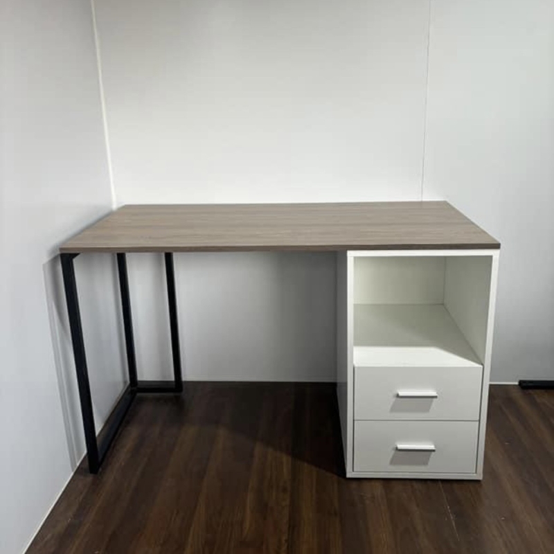Bàn Làm Việc Có Hộc Tủ - BLV99
