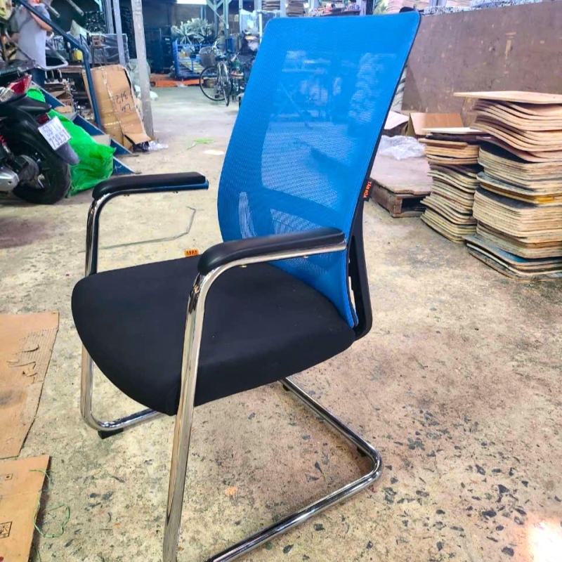 Ghế Phòng Họp Quỳ Nhún Lưng Xanh Dương - GQ5