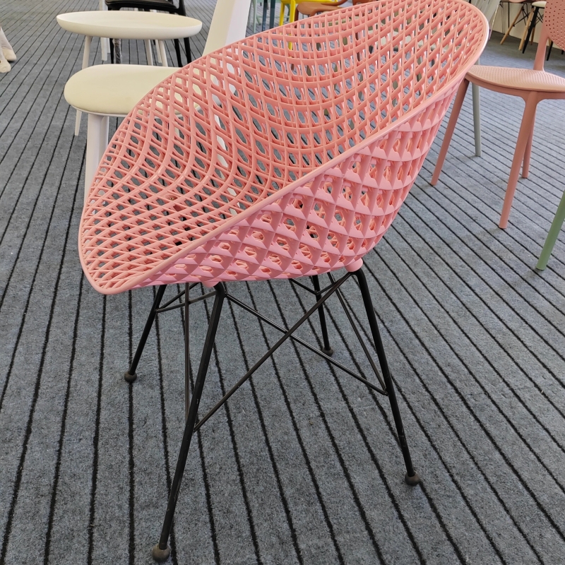 Ghế Cafe Tựa Đan Lưới Phong Cách Châu Âu - CF64