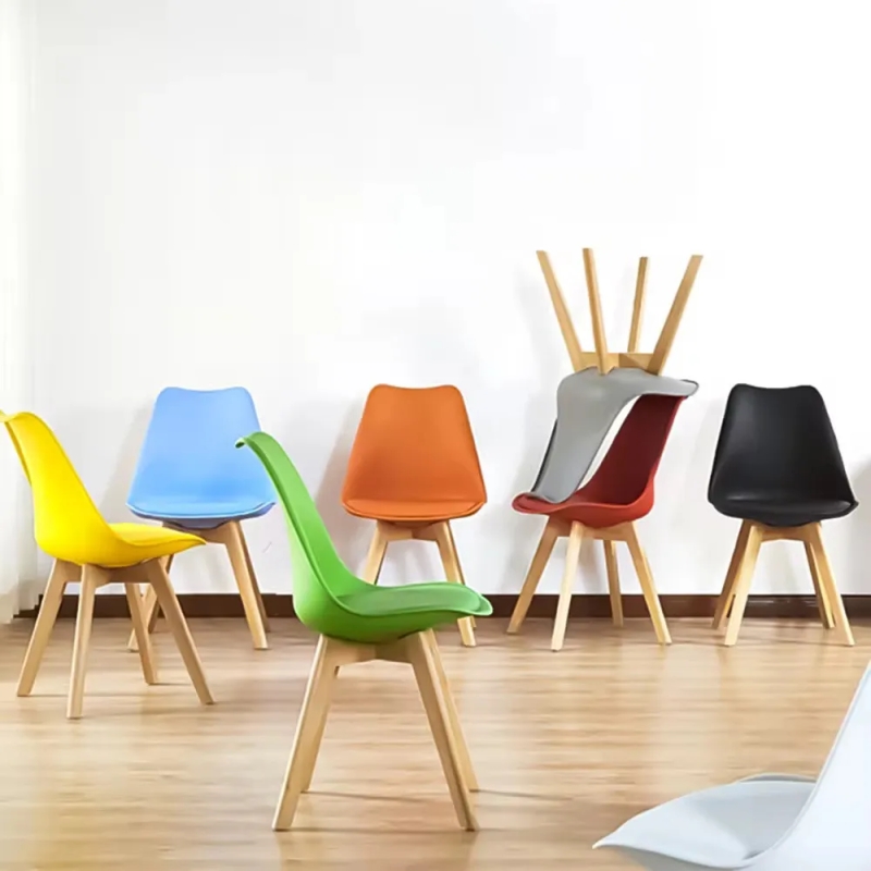 Ghế Cafe Tiếp Khách Emes Bọc Đệm Chân Gỗ - CF2